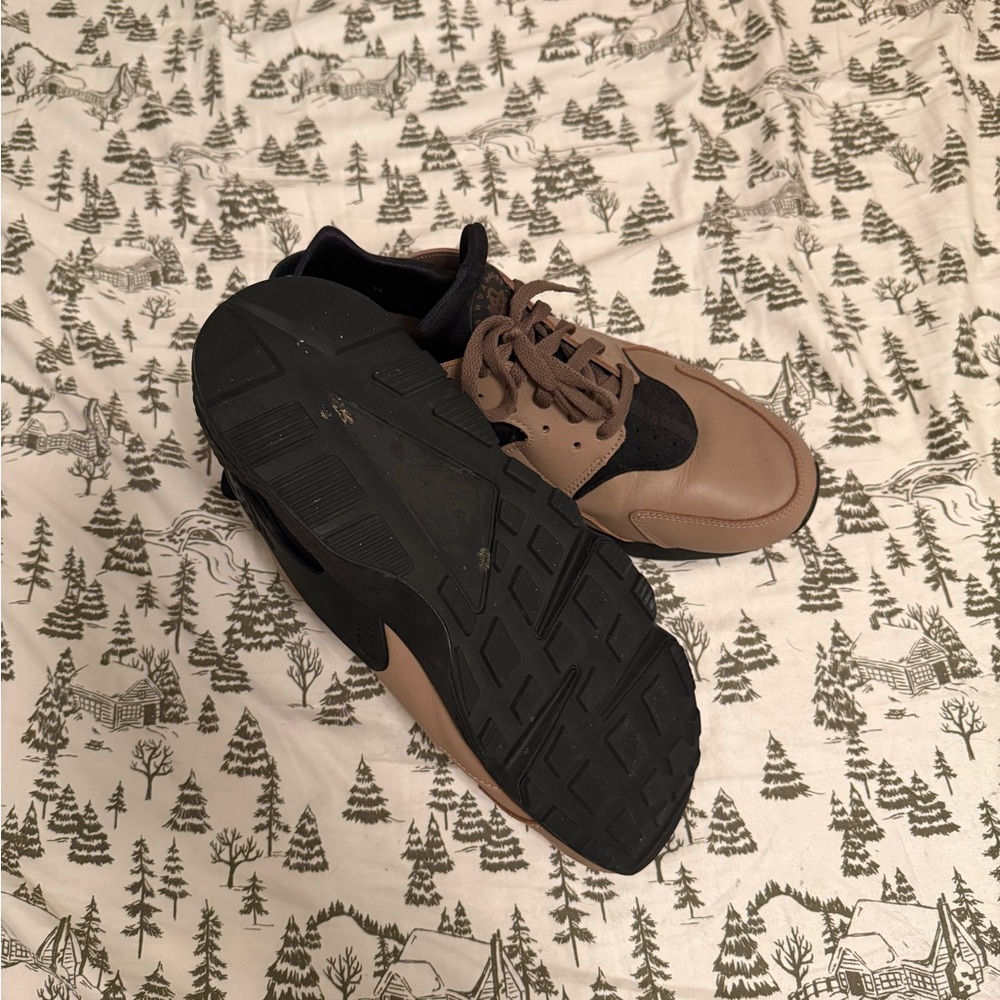 Nike Air Huarache - Toadstool View 2